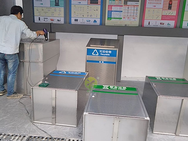 深圳不銹鋼垃圾箱廠家定制社區(qū)分類生活垃圾箱