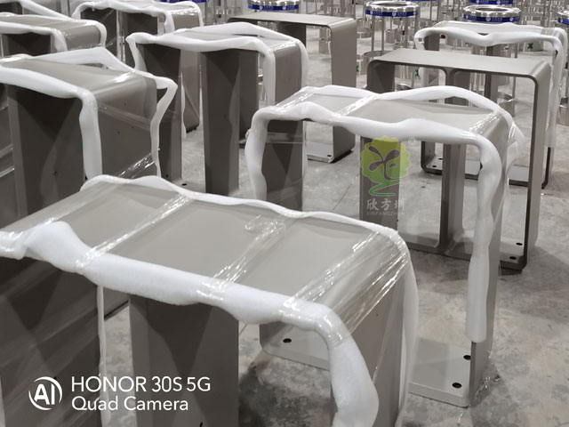 深圳福田城市形象更新果皮箱