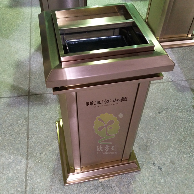 電鍍室內(nèi)方形不銹鋼垃圾桶