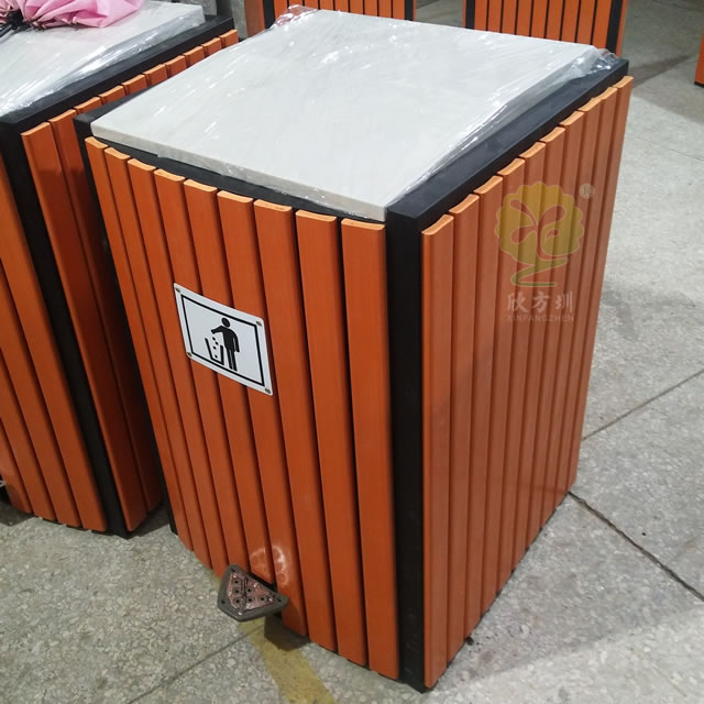 室內腳踏式鋼木垃圾桶