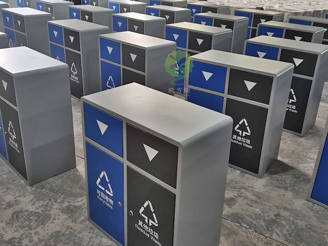 戶外分類垃圾箱