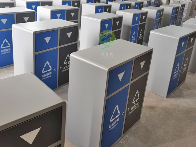 戶外分類垃圾箱